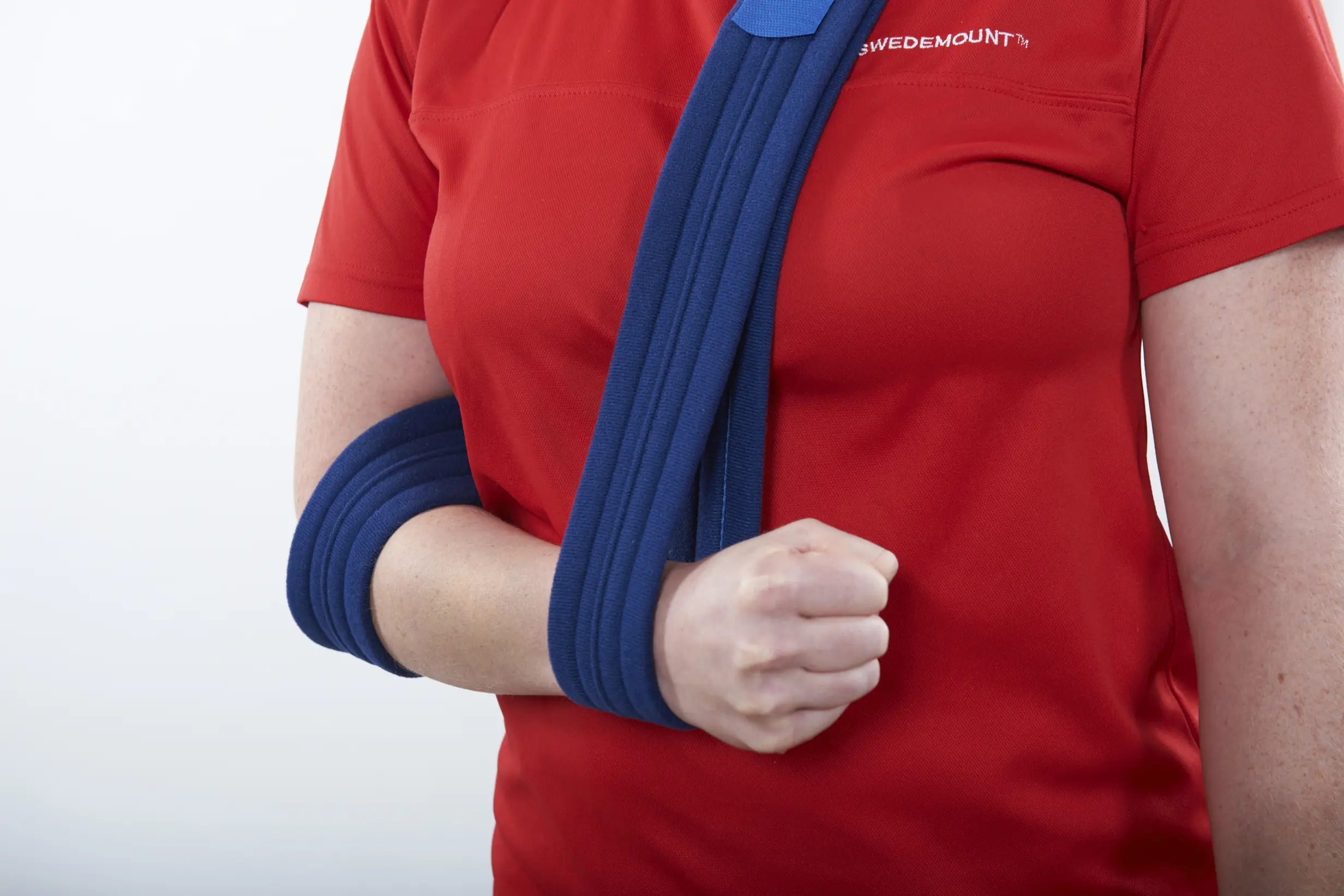 Knytt hånden og åpne den igjen